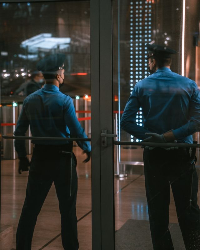 Security Guard Licensing in Victoria: What Melbourne Businesses Should Check